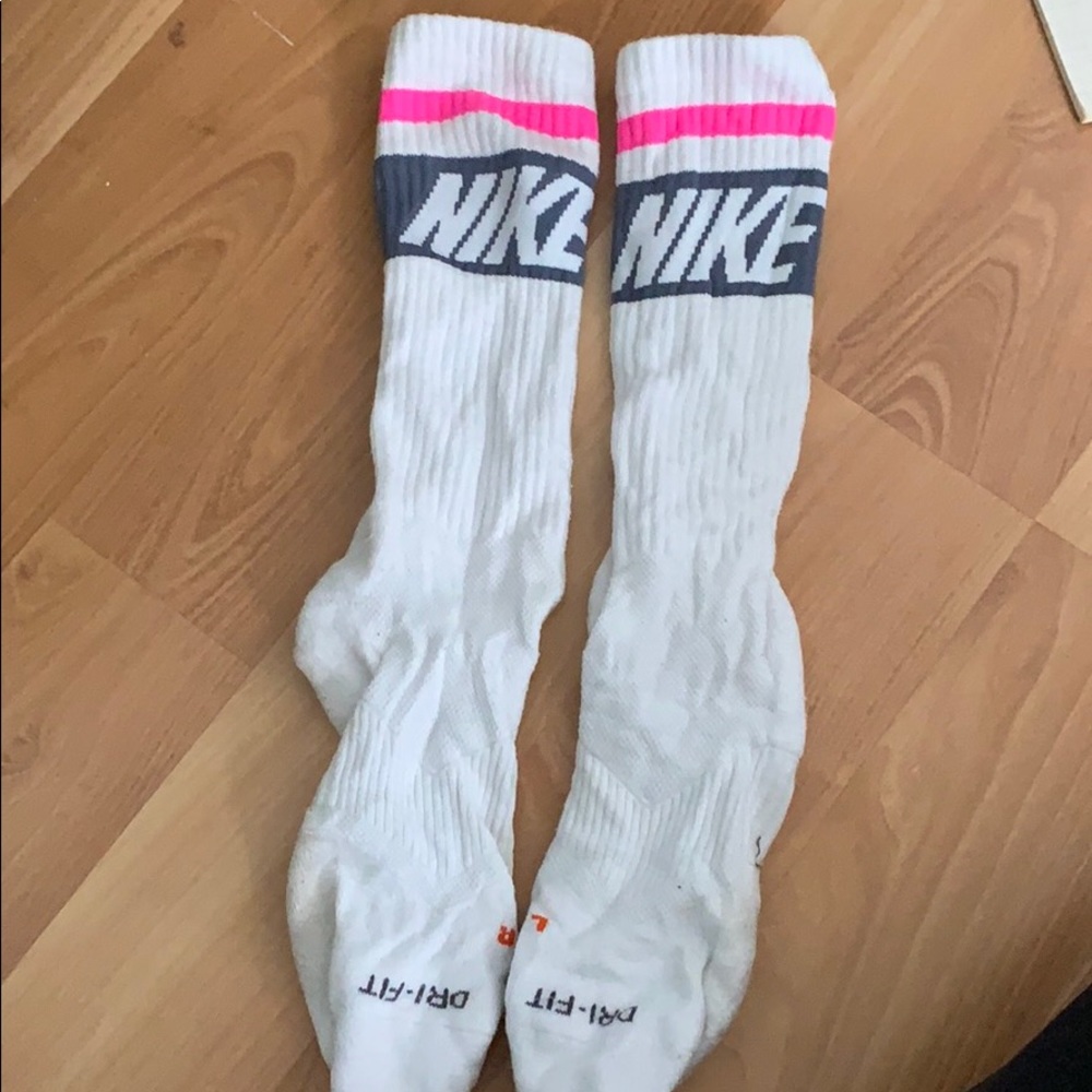 nike elites